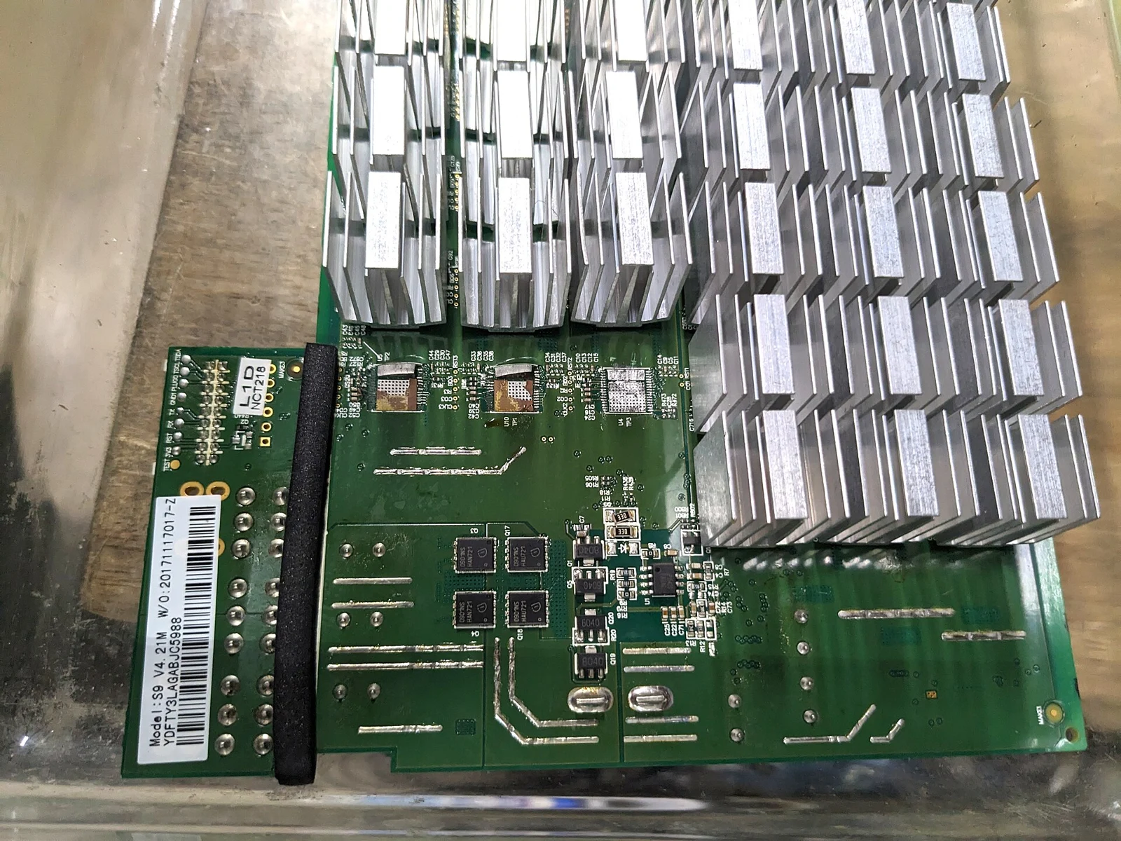 历史Antminer S9算力板与BM1387B芯片,不是S19/S21控制板