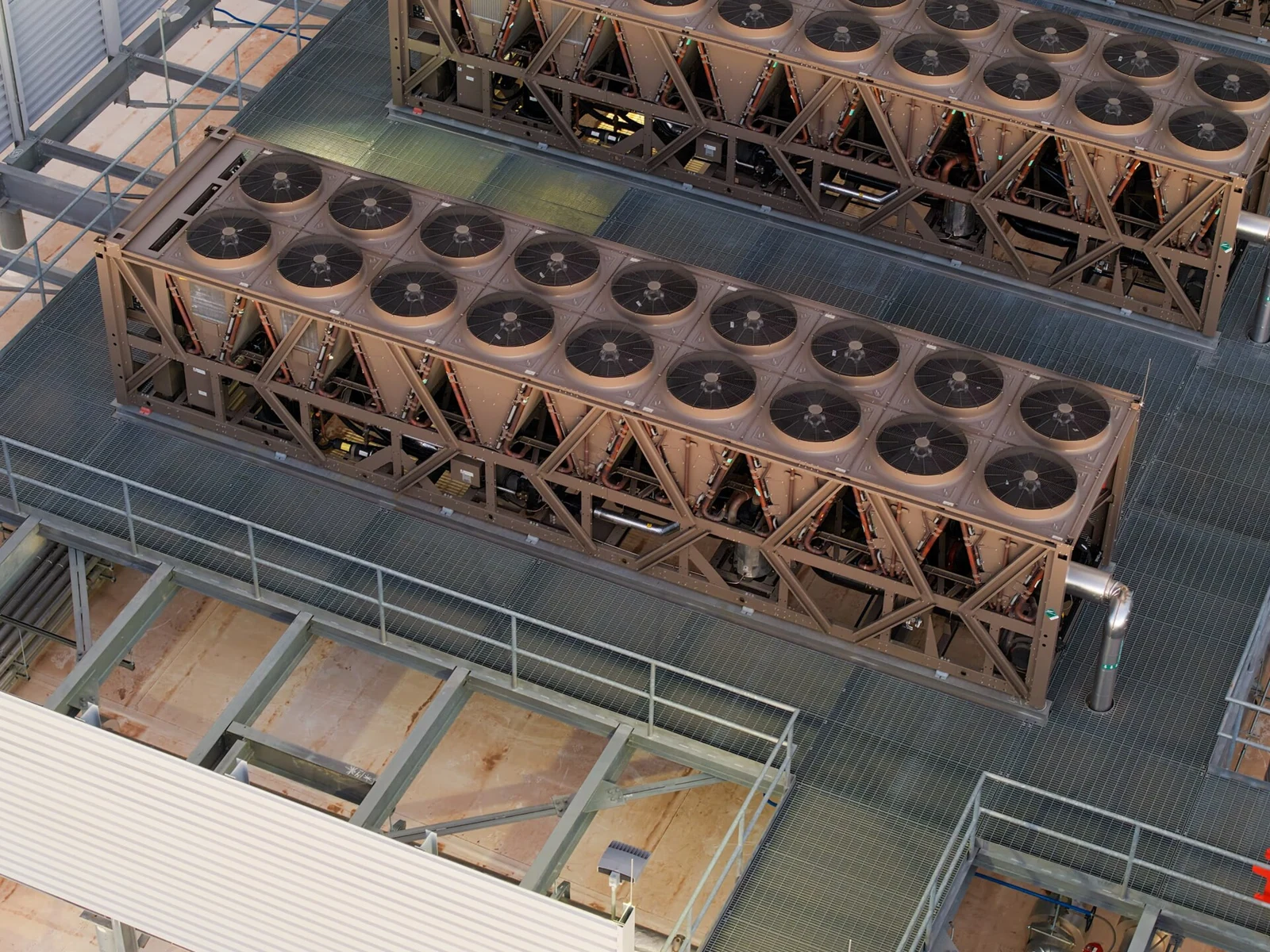 ERCOT exige a centros de datos desde 25 MW datos de energía, agua e impacto