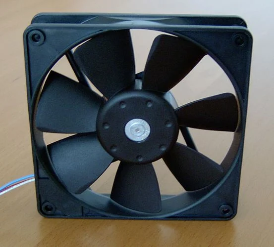 Foto de archivo de un ventilador; ilustra el consumo auxiliar de refrigeración.
