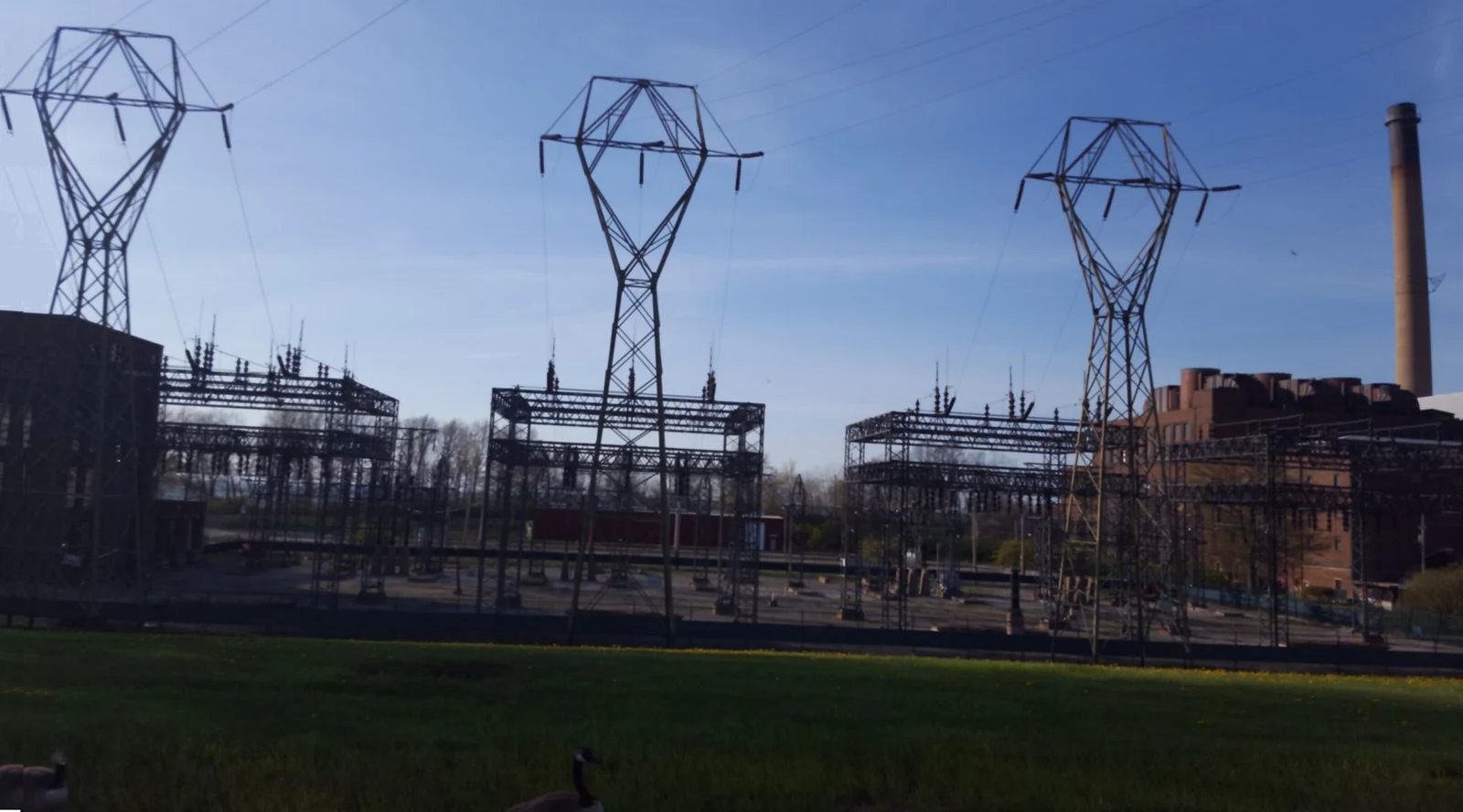 Subestación eléctrica e infraestructura de suministro de energía
