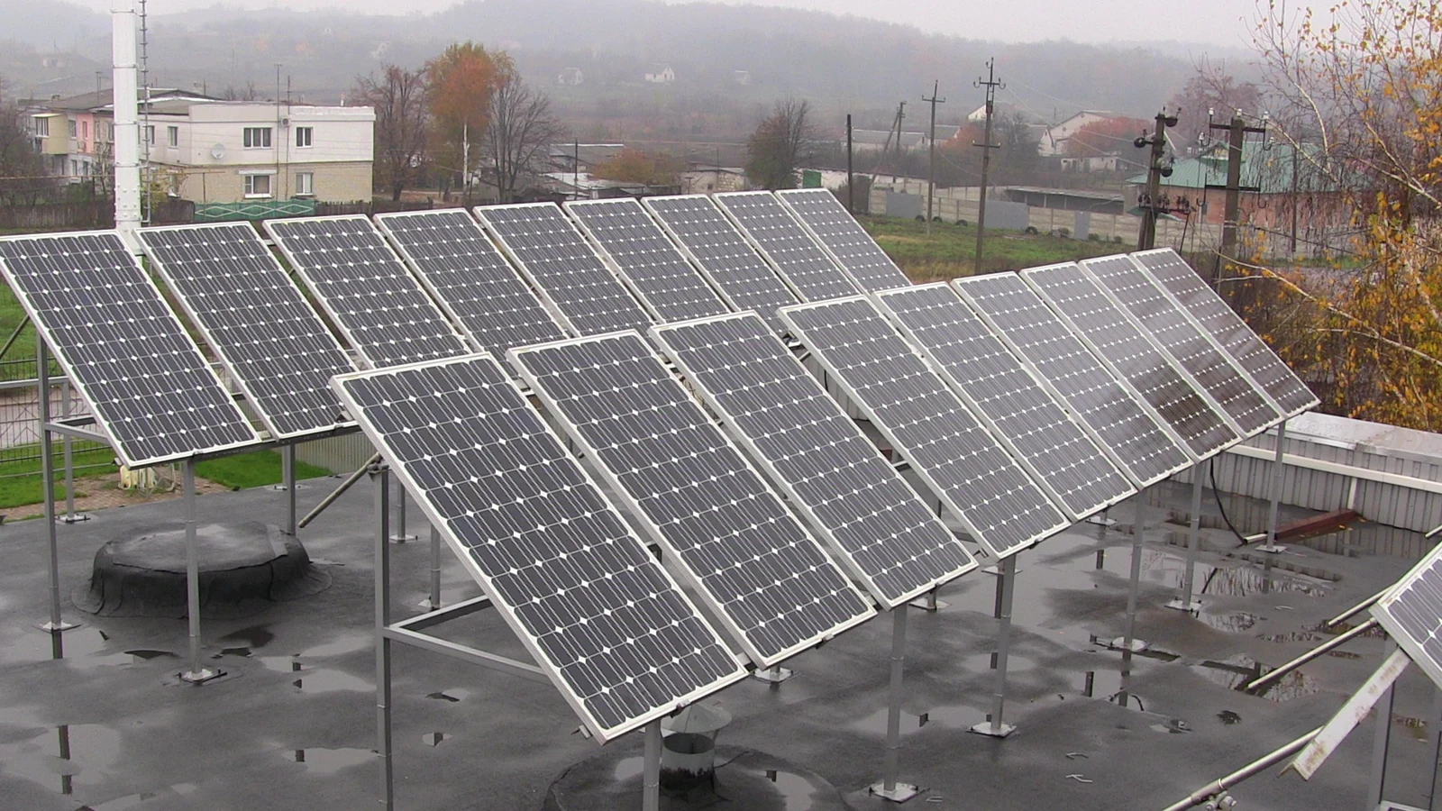 Rooftop solar power plant producing daytime electricity