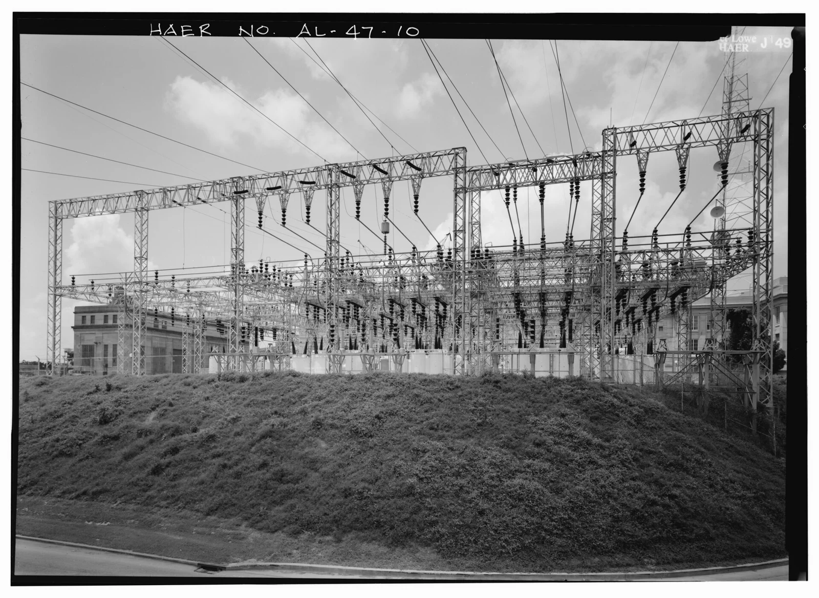 Vista de archivo del patio eléctrico de Wilson Dam en la región TVA; imagen contextual.